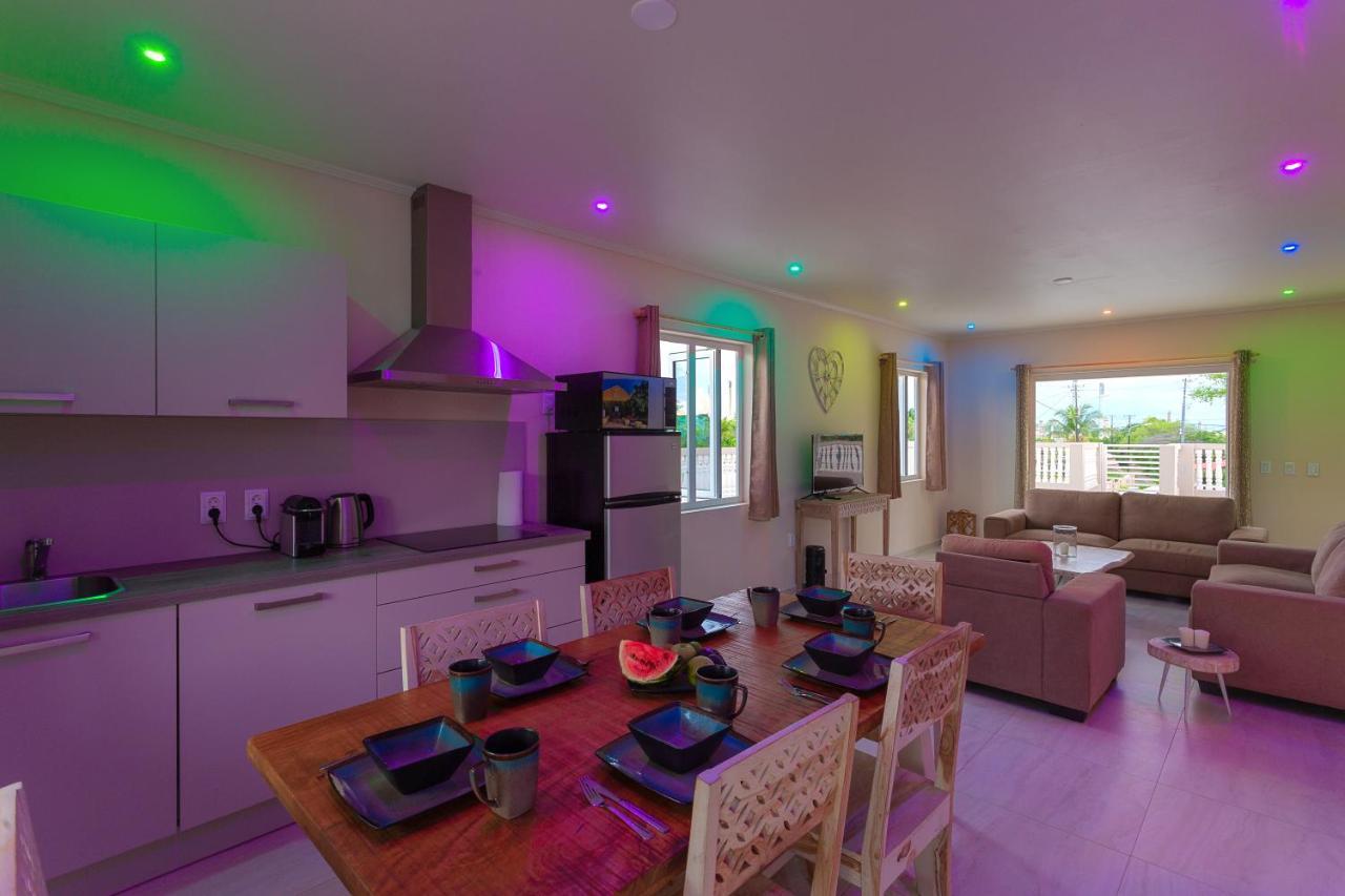 Lovely Caribbean Family Villa With Private Pool Willemstad Eksteriør bilde