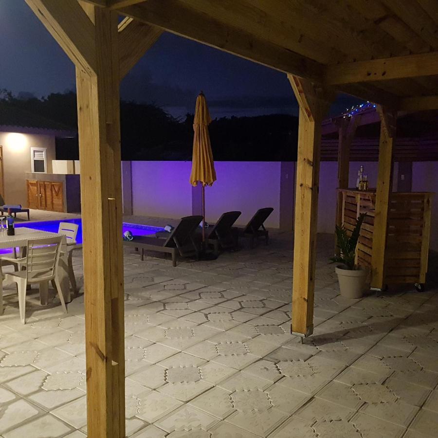 Lovely Caribbean Family Villa With Private Pool Willemstad Eksteriør bilde