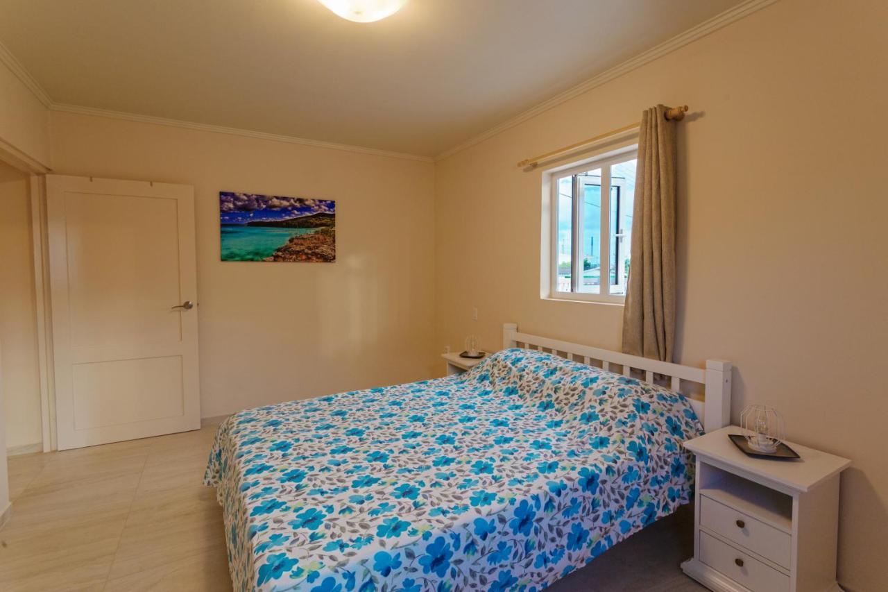 Lovely Caribbean Family Villa With Private Pool Willemstad Eksteriør bilde