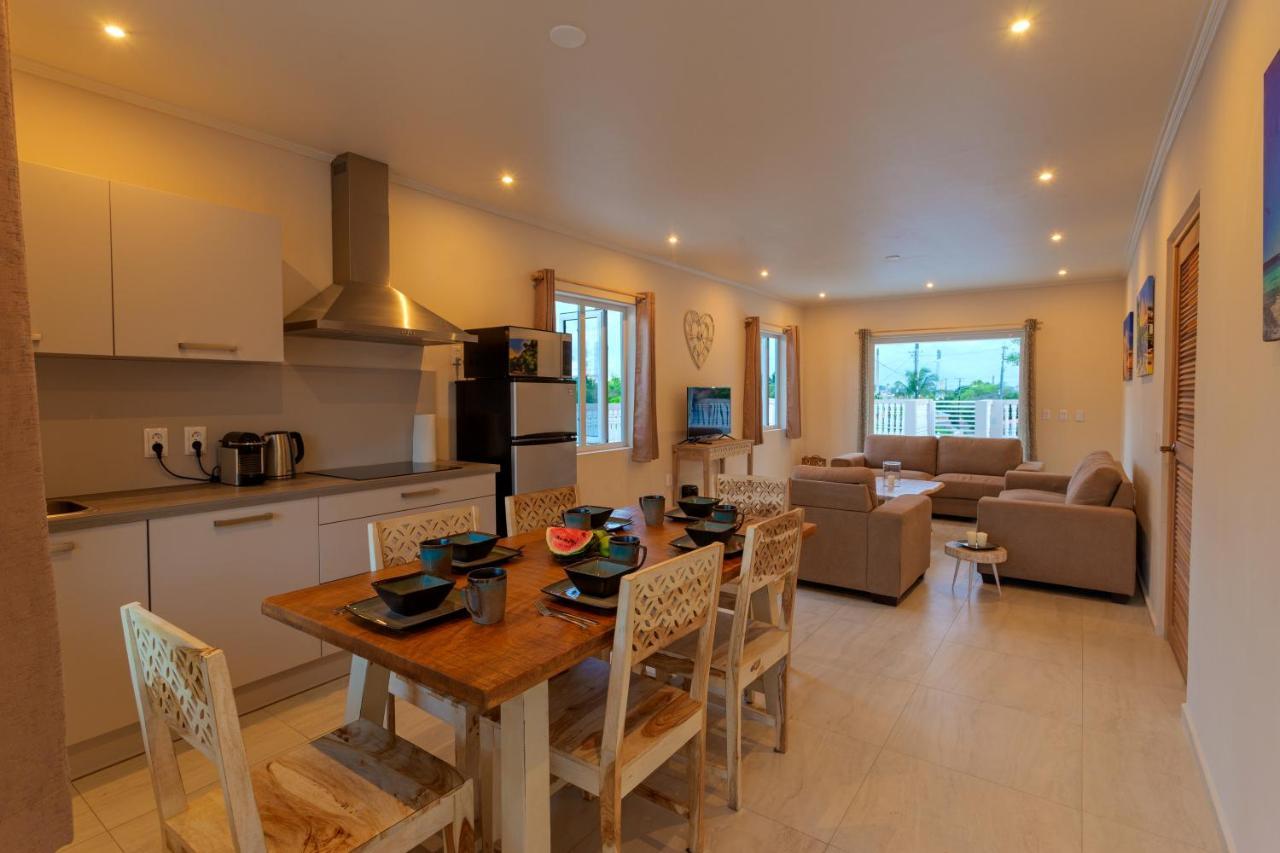 Lovely Caribbean Family Villa With Private Pool Willemstad Eksteriør bilde