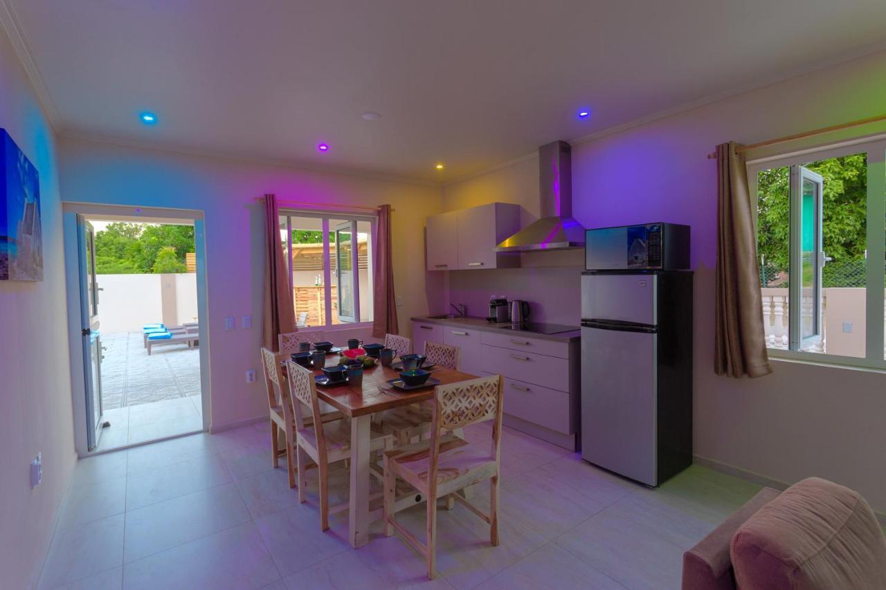 Lovely Caribbean Family Villa With Private Pool Willemstad Eksteriør bilde